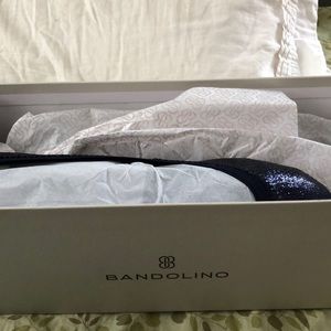 Bandolino Flexible Flats